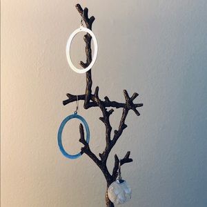 Anthropologie metal “L” jewelry tree